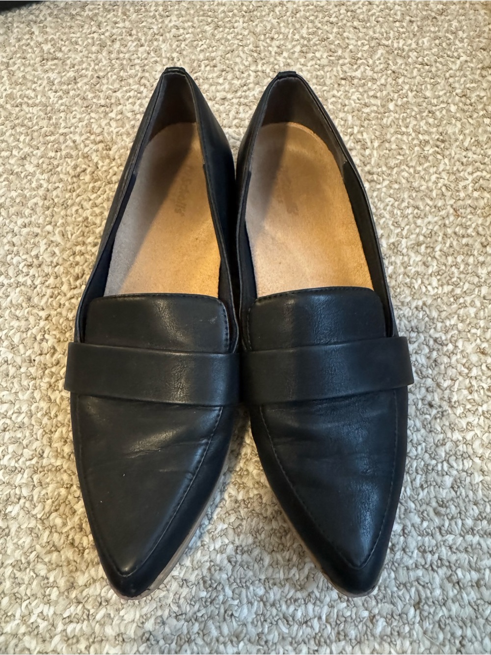 Dr. Scholl’s Black Pointed-Toe Leather Loafers
